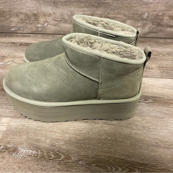 UGG | Ultra Mini Platform Boots In Moss Green Size 11 NEW - Picture 12 of 15